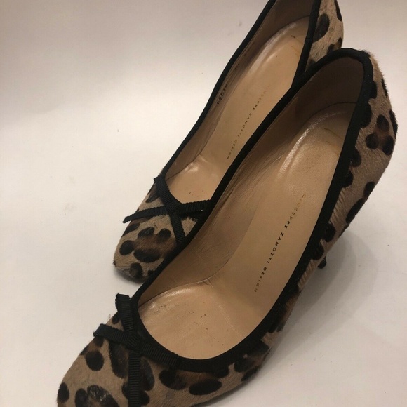 Bottines Giuseppe Zanotti En Cuir De Poney Imprimé Léopard - Taille UK7 (EU40) - Neuf Avec étiquettes